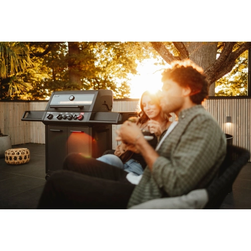 Grill gazowy Enders Monroe PRO 4 SIK Turbo Shadow Series (838533) - Doskonała jakość i zaawansowana technologia