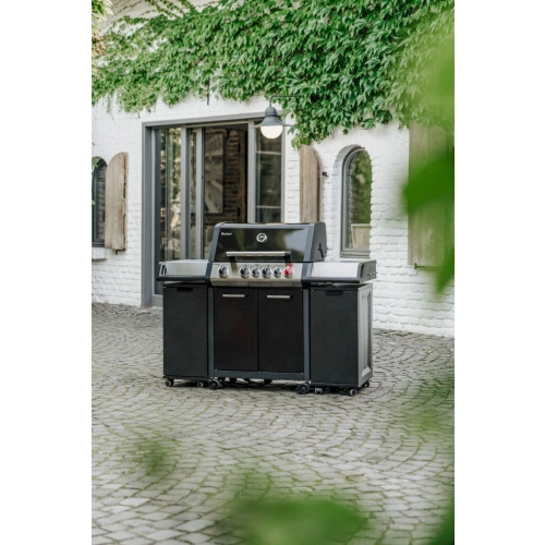 Grill gazowy Enders Monroe Black PRO 4 IK Turbo: Podnieś Temperaturę Grillowania z Palnikiem Rożna Infrared